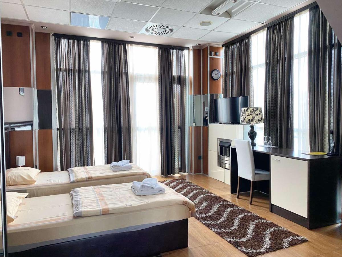 Hotel Fortuna Banja Luka Eksteriør billede